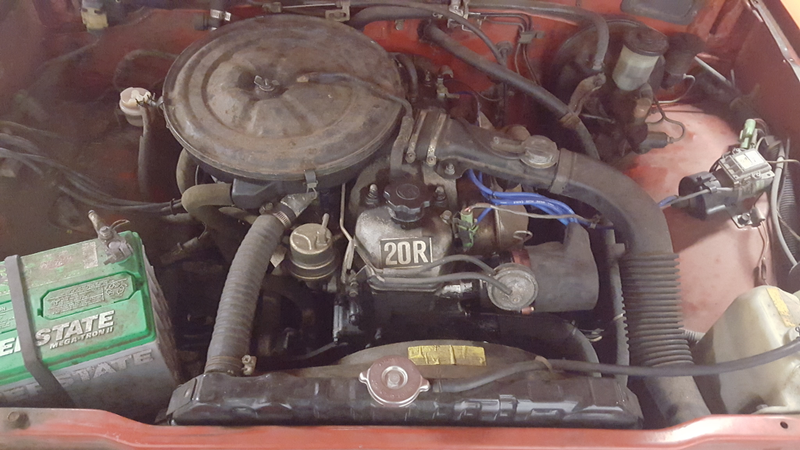 Illustration for article titled Oil change on a 1980 Toyota Pickup: a guide